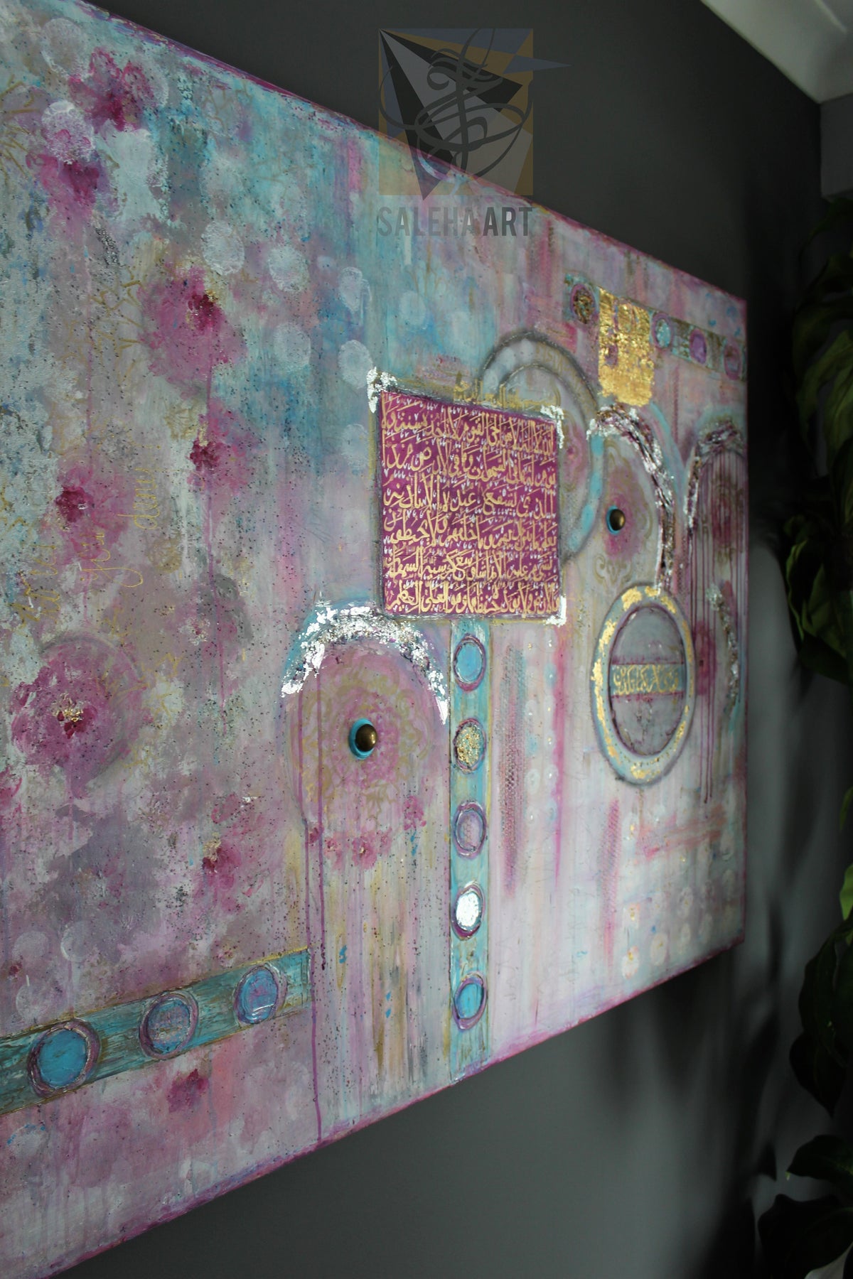 Queens of Jannah original canvas with pink floral texture, side view