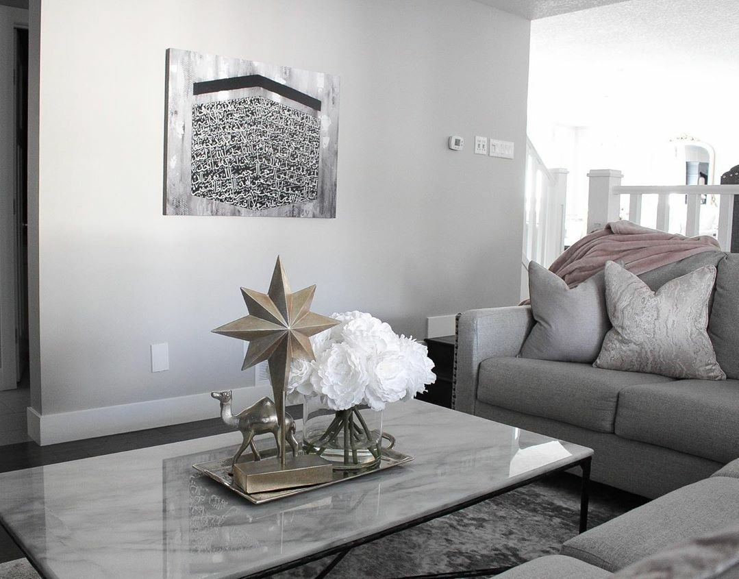 Customer photo: black and white Kaaba Islamic canvas in a Muslim living room